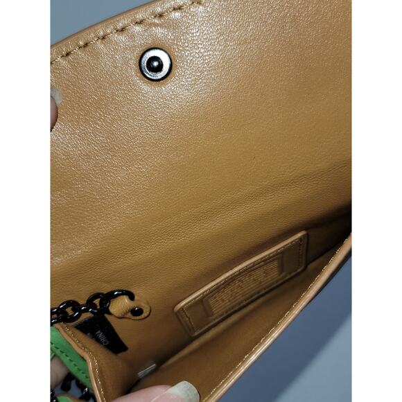 Coach Clutch Glovetanned Leather - Pistacchio - Picture 4 of 6